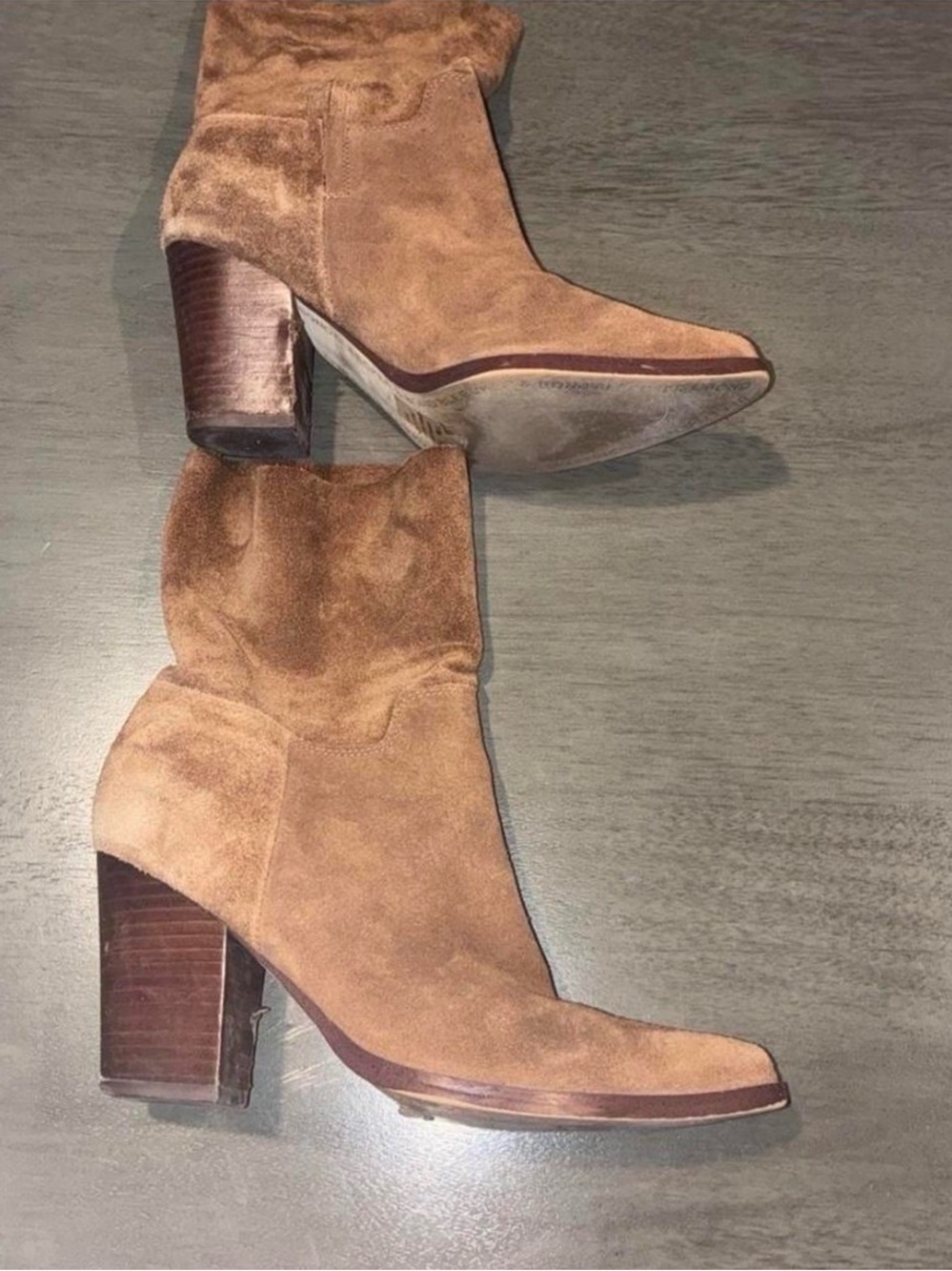 Bleecker and bond woman’s 7.5 Suede Women’s Ankle Boots - Picture 5 of 8